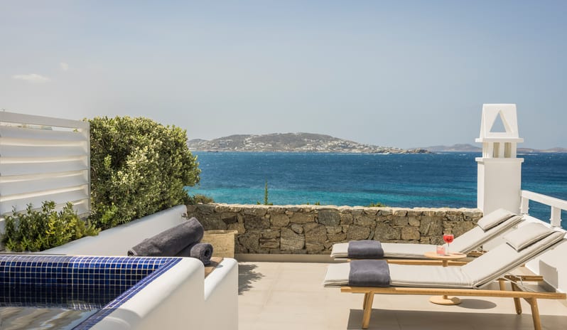 Junior Suite with plunge pool terrace 1